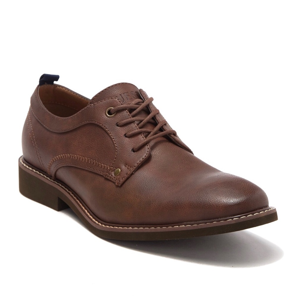 NEW - Guess Mens Dress Shoes - Size 9.5